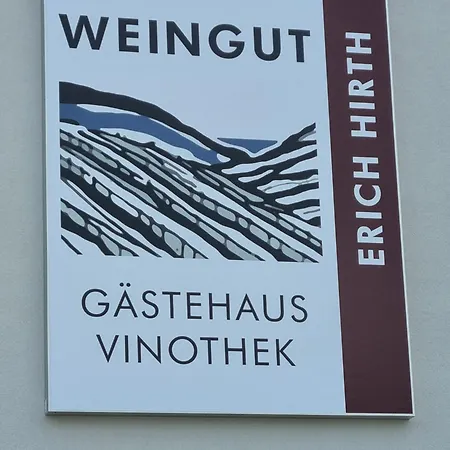 Gaestehaus Und Weingut Erich Hirth Obersulm Exterior photo