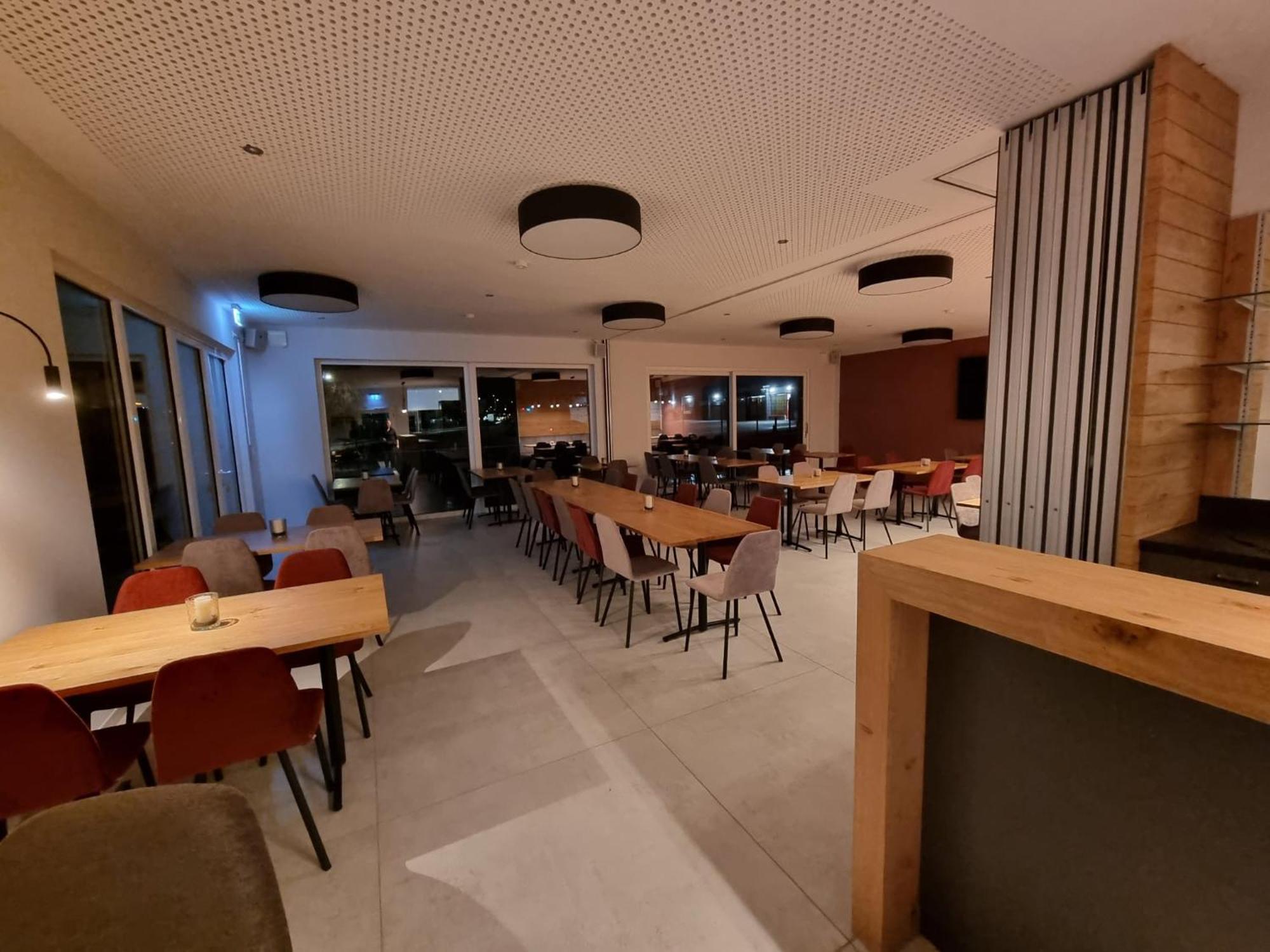 Gaestehaus Und Weingut Erich Hirth