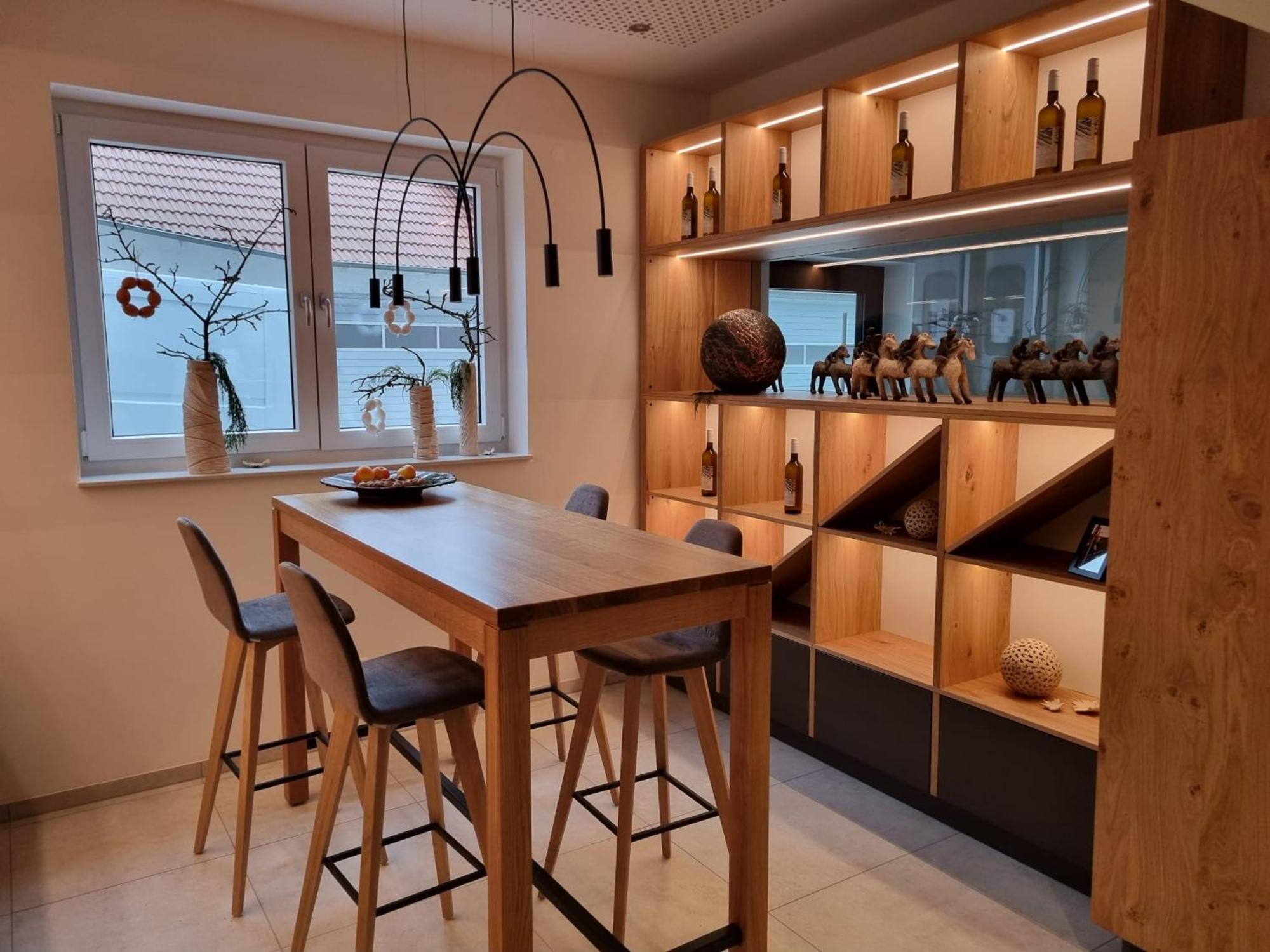 Gaestehaus Und Weingut Erich Hirth