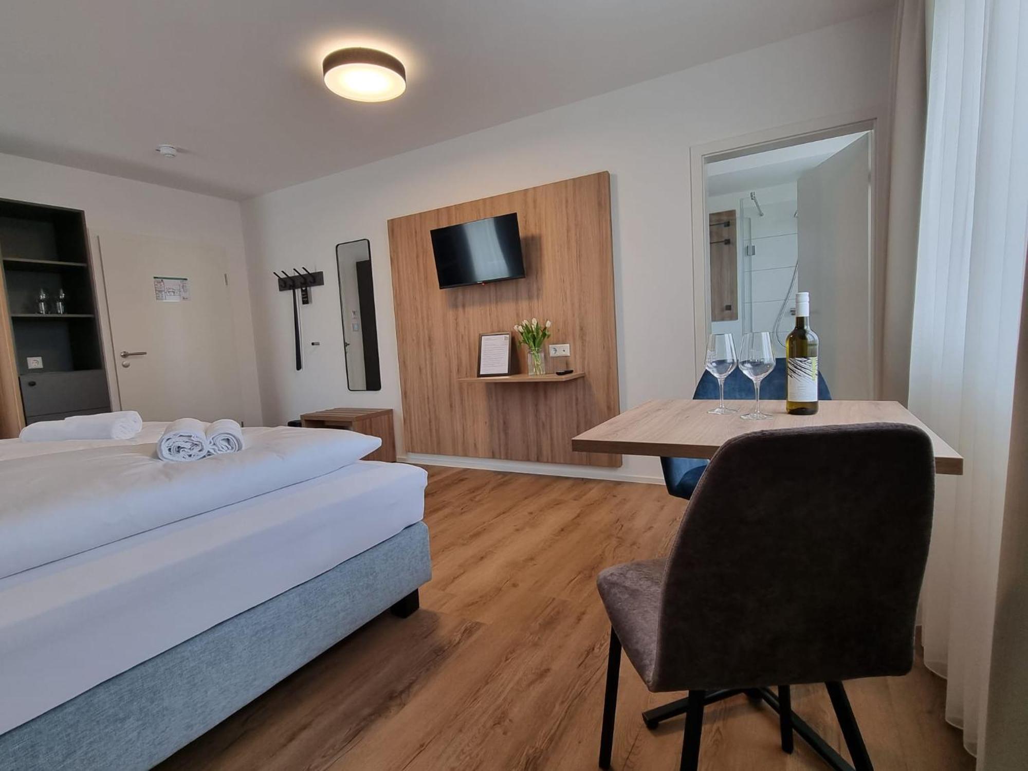 Apartment Gaestehaus Und Weingut Erich Hirth