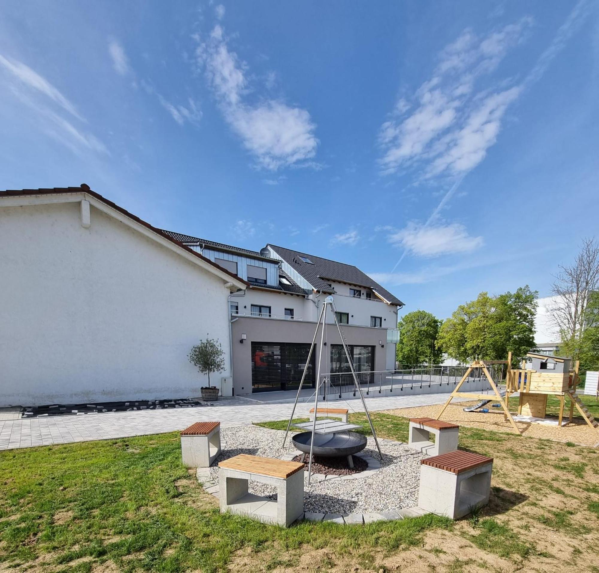 Apartment Gaestehaus Und Weingut Erich Hirth Obersulm