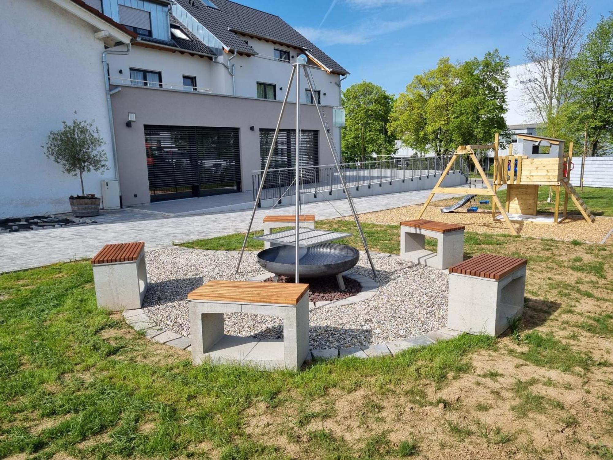 Gaestehaus Und Weingut Erich Hirth