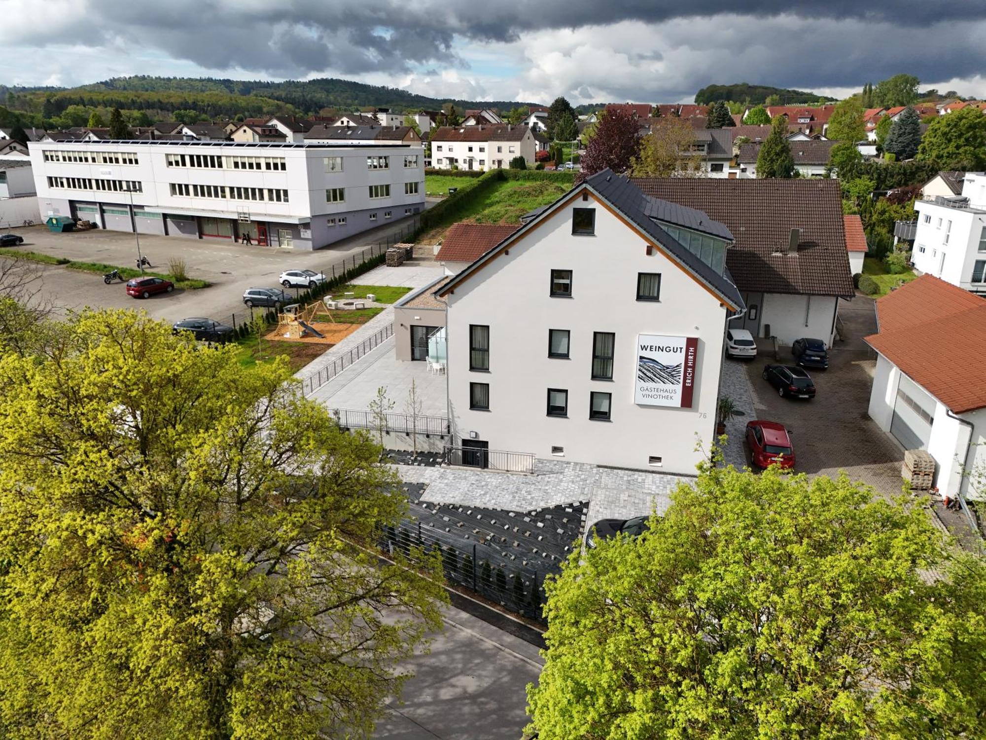 Apartment Gaestehaus Und Weingut Erich Hirth Obersulm